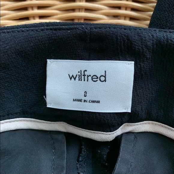 Aritzia Wilfred Tie-Front Pants in Black - Picture 4 of 8